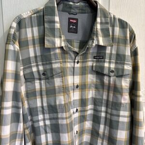 Wrangler Jeans Shirt Mens 4 XL Grey/Yellow Block Plaid Long Sleeve Button Up
